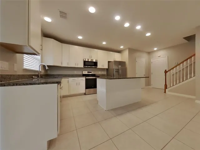 $1,999 | Undisclosed Address, Mascotte, FL 34753