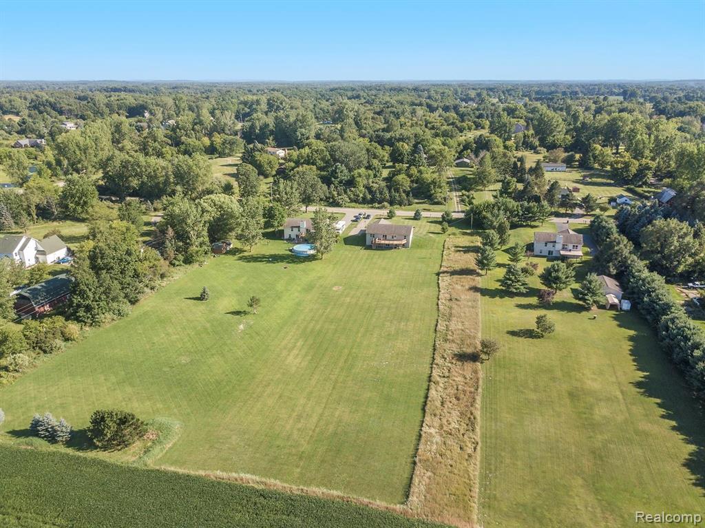 5040 West Coon Lake Road Howell, MI 48843 - Photo 26 of 27