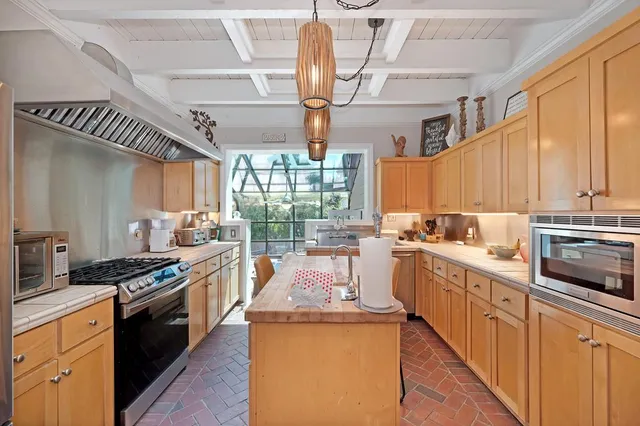 $1,088,000 | 3928 Waynesboro Court, Stockton, CA 95219