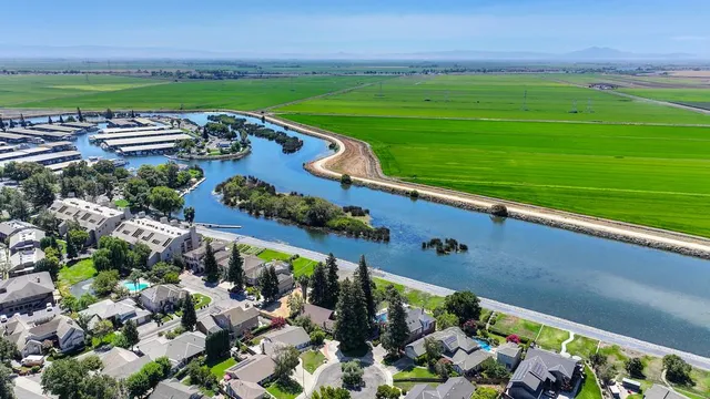 $1,088,000 | 3928 Waynesboro Court, Stockton, CA 95219