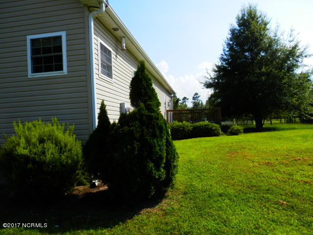 6058 Old Stake Road Chadbourn, NC 28431 - Photo 7 of 17 6058xh