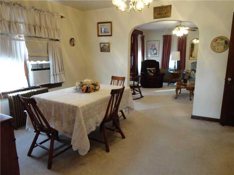 551 Pittsburgh Road Butler, PA 16002 - Photo 7 of 20 Dining Room.