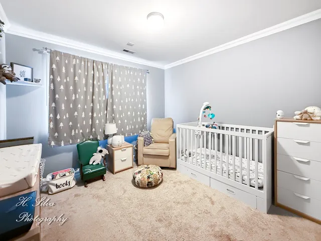 $284,900 | 3434 Blue Ridge Drive, Carpentersville, IL 60110