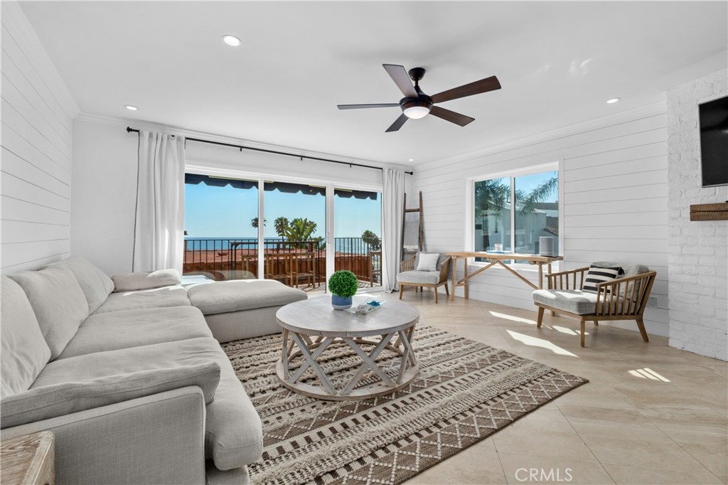 515 Monterey Lane, Unit R4 San Clemente, CA 92672 - Photo 2 of 25 Gallery Image 2