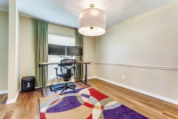 $3,200 | 6662 Roundrock Road, Dallas, TX 75248