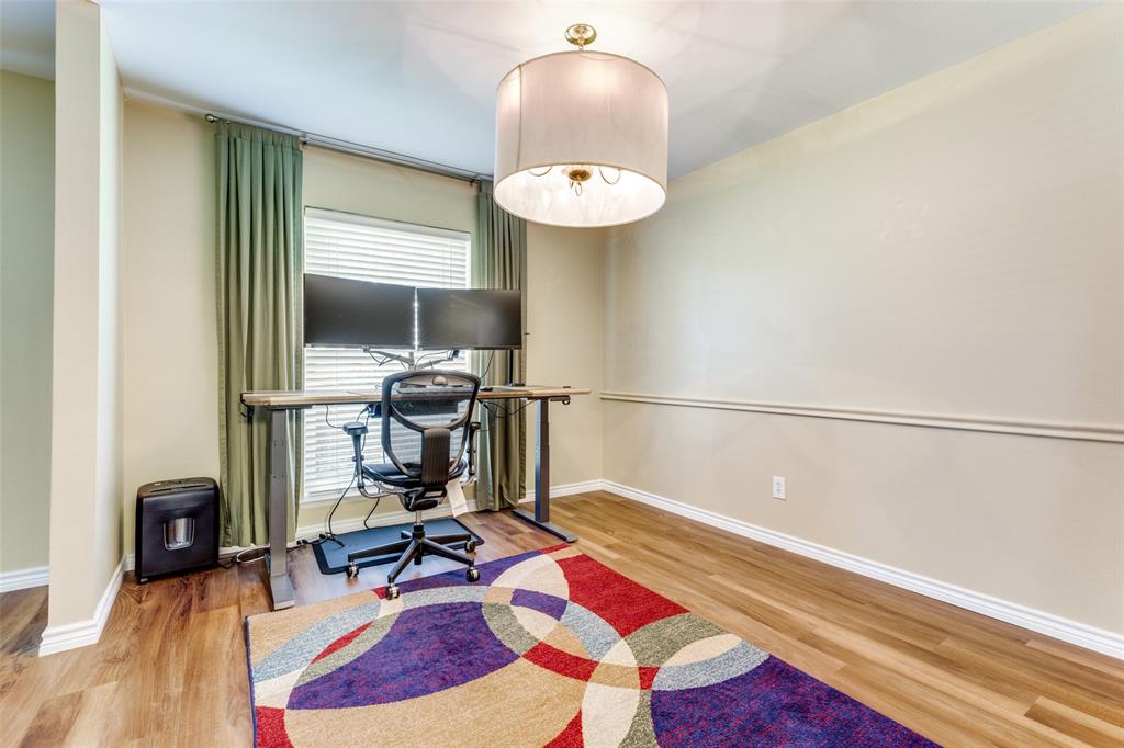 6662 Roundrock Road Dallas, TX 75248 - Photo 13 of 23