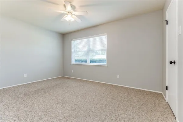 $3,200 | 6662 Roundrock Road, Dallas, TX 75248