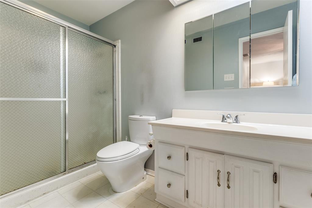 6662 Roundrock Road Dallas, TX 75248 - Photo 17 of 23