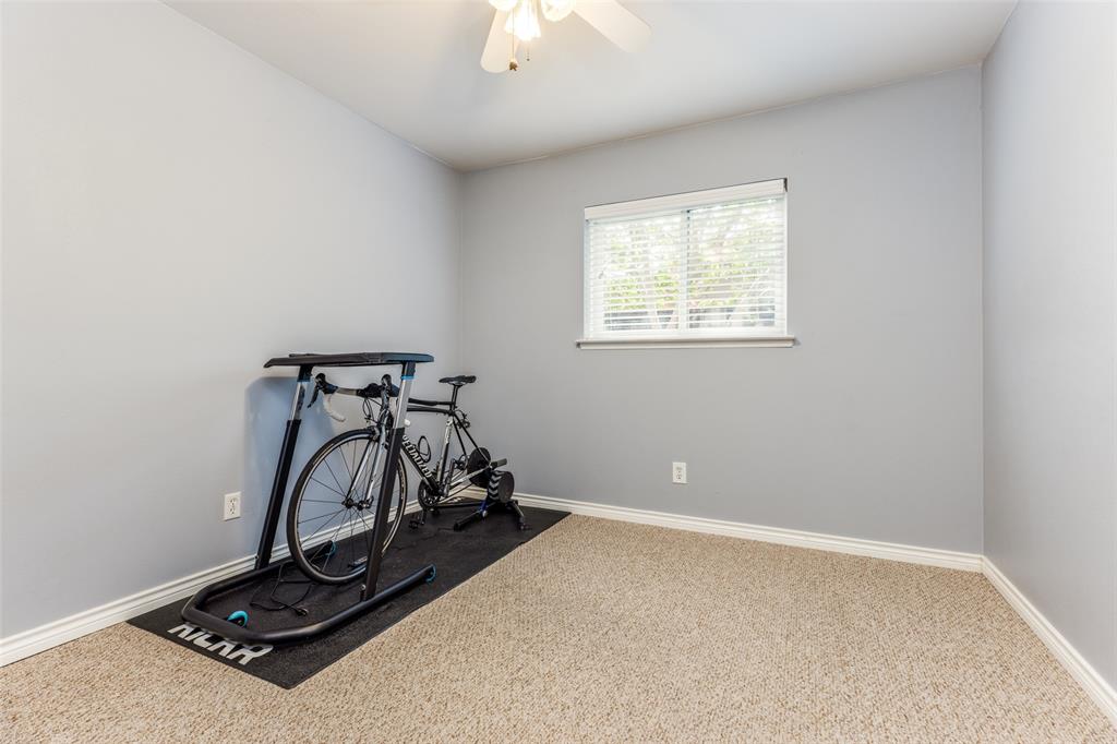 6662 Roundrock Road Dallas, TX 75248 - Photo 19 of 23