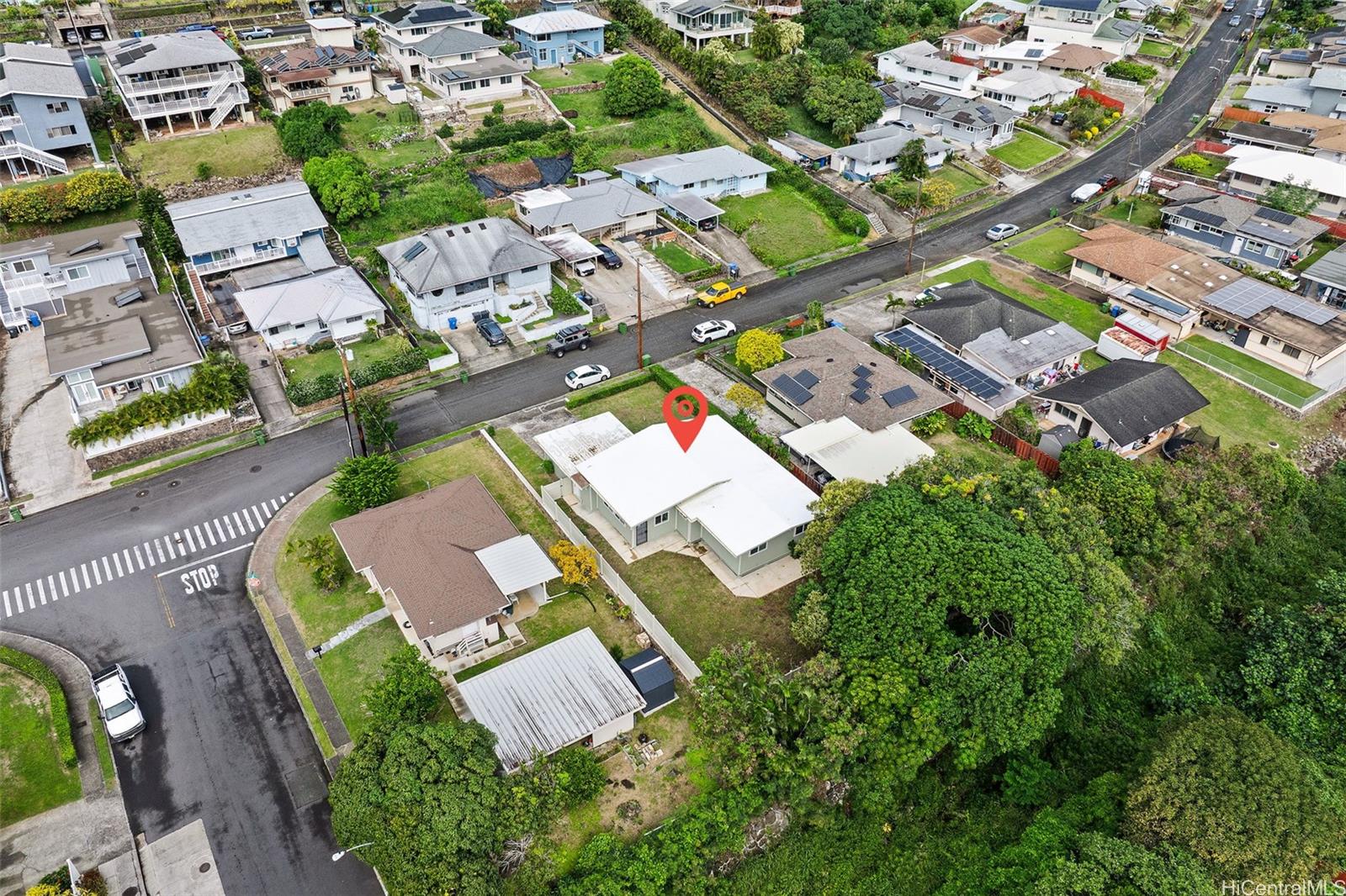 809 Hao Street Honolulu, HI 96821 - Photo 7 of 25 an aerial view of a city