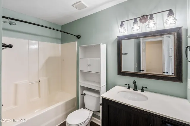 $214,900 | 5050 Lamppost Circle, Wilmington, NC 28403