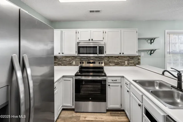 $214,900 | 5050 Lamppost Circle, Wilmington, NC 28403