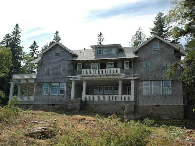 18 Upland Road Seal Harbor, ME 04675 - Photo 14 of 21 Exterior Back.
