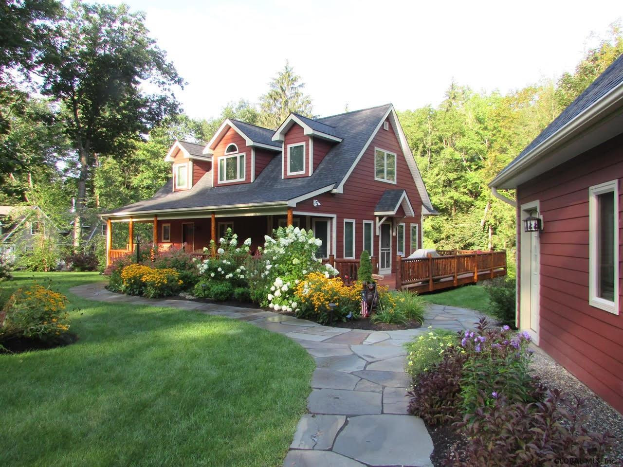 4 Kara Road Lake George, NY 12845 - Photo 2 of 37 Photo 2