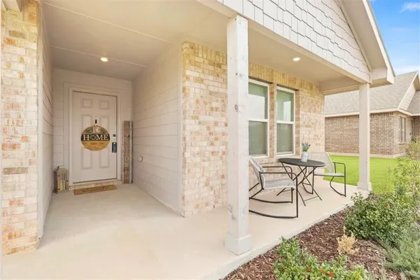 $290,000 | 513 Jameson, Springtown, TX 76082