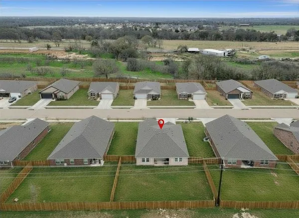 $290,000 | 513 Jameson, Springtown, TX 76082