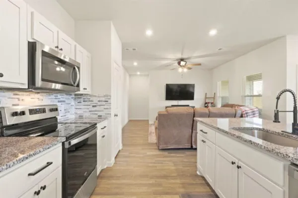 $290,000 | 513 Jameson, Springtown, TX 76082