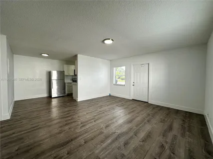 $1,925 | 3616 Northeast 11th Avenue, Unit 4, Oakland Park, FL 33334