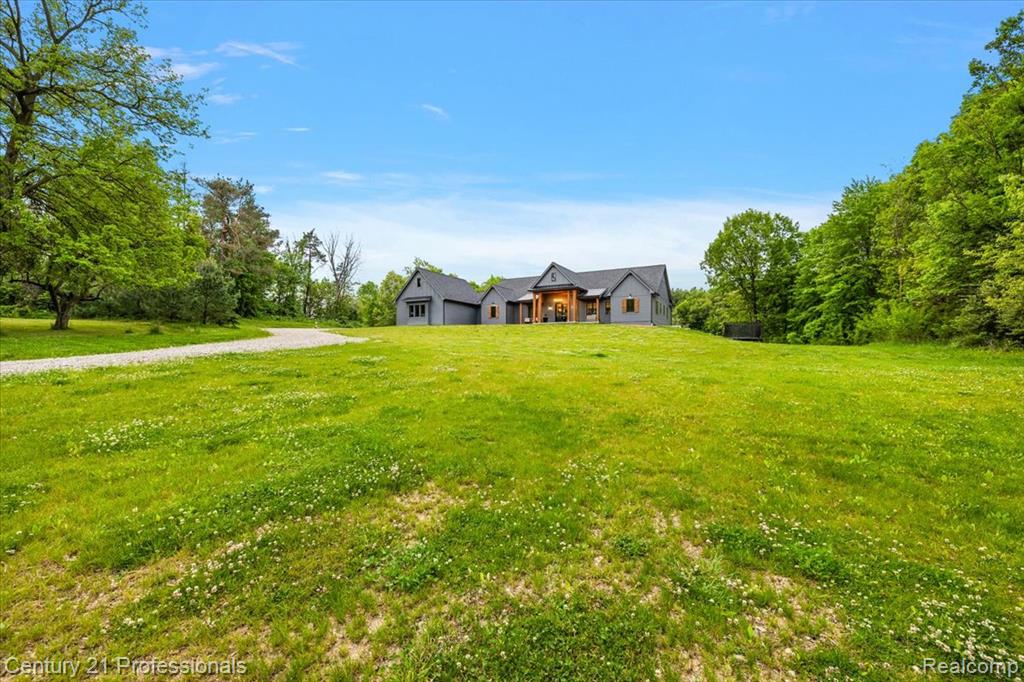 5340 Clarkston Road Clarkston, MI 48348 - Photo 72 of 73