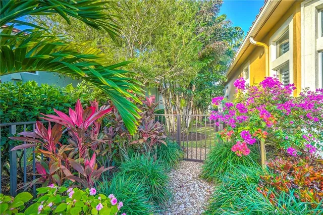 $1,400,000 | 231 Southeast Bella Strano, Port St. Lucie, FL 34984