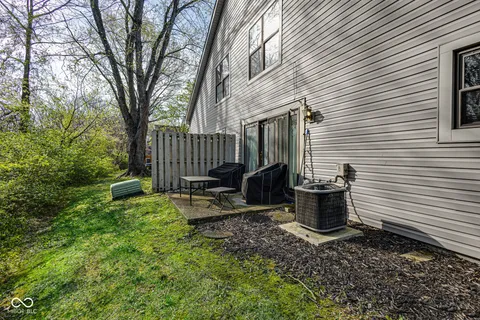 $200,000 | 8001 Valley Farms Lane, Indianapolis, IN 46214