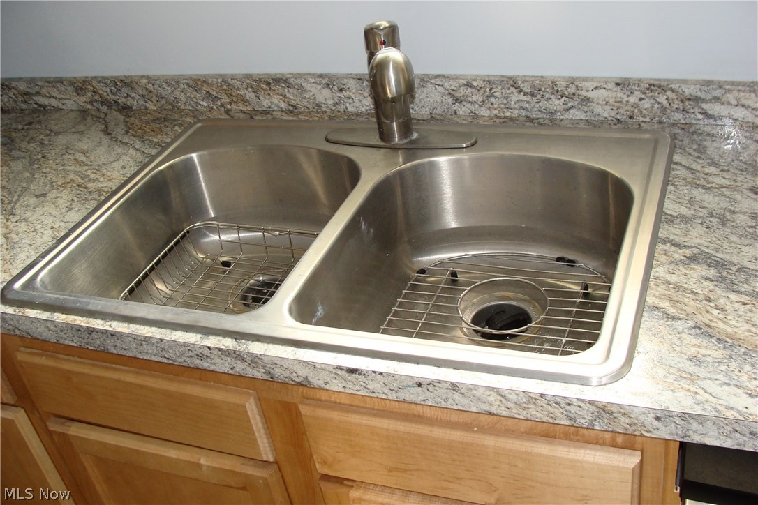 3008 Polly Road Ravenna, OH 44266 - Photo 8 of 27 Nice countertops and new Kitchen sink