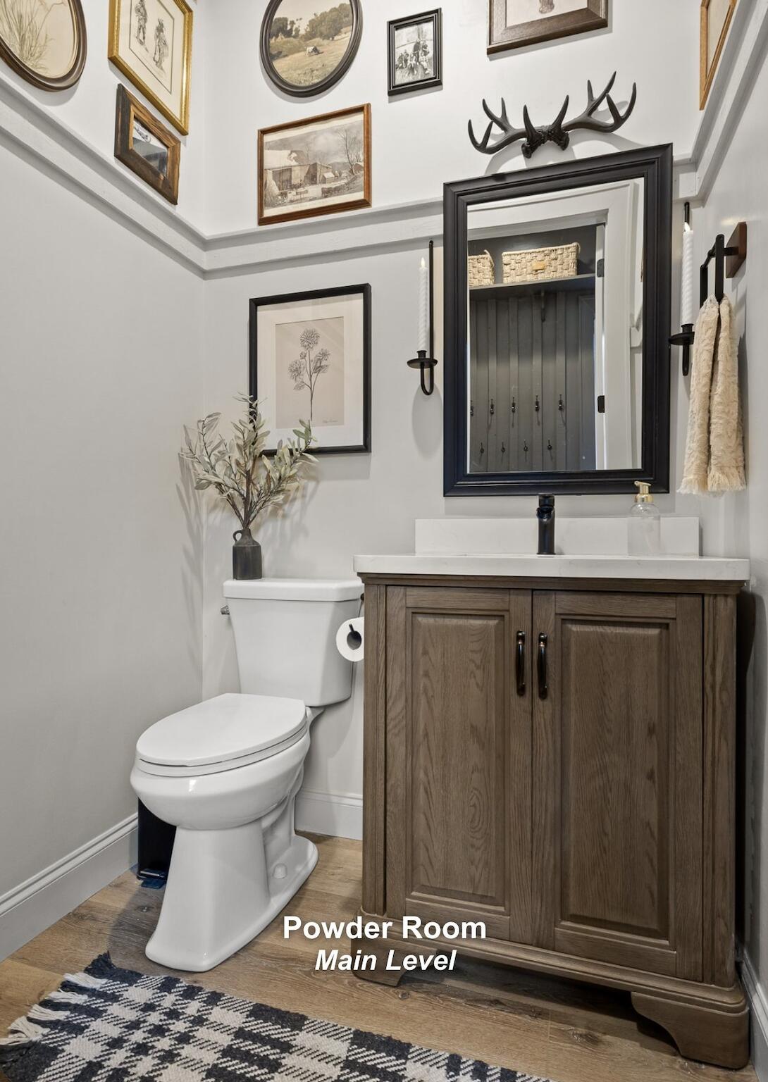 852 Old Grand Center Road Chickamauga, GA 30707 - Photo 21 of 60 Powder Room