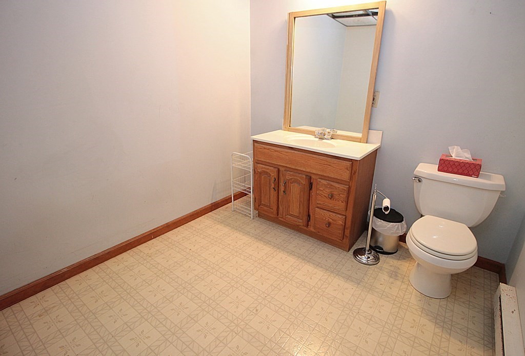 380 Plumtree Road Springfield, MA 01118 - Photo 38 of 42