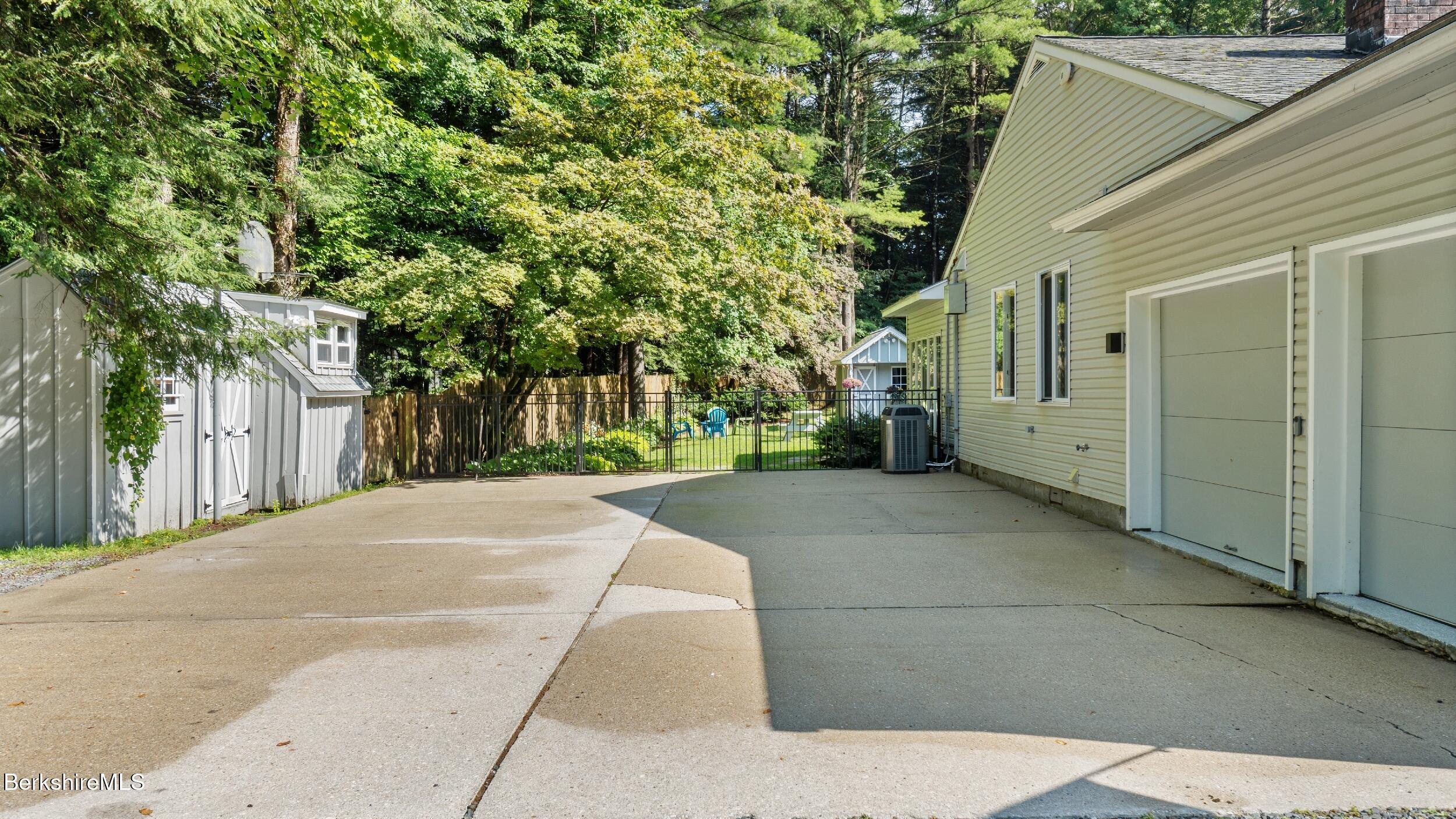 EXTERIOR - DRIVEWAY & GARAGE & SHED