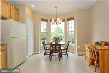 13606 Mills Farm Road Rockville, MD 20850 - Photo 8 of 18 Kitchen