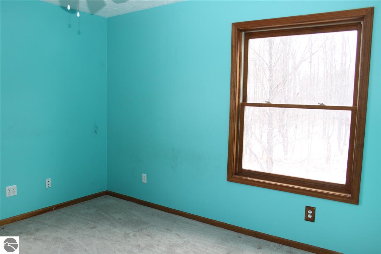 3353 East 2 1/2 Road Kingsley, MI 49649 - Photo 37 of 48 1783353-36.JPG