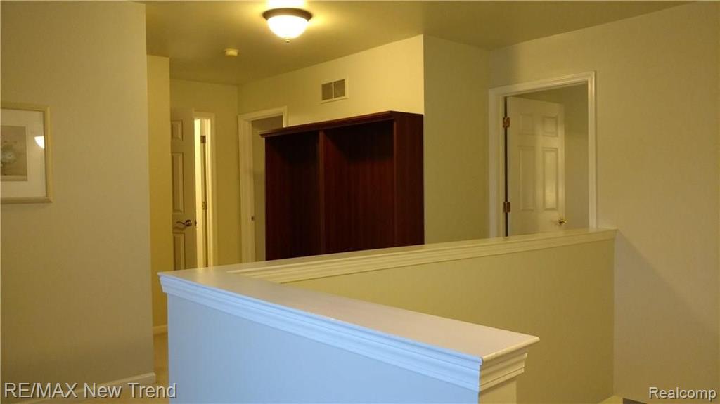 41628 Mitchell Road Novi, MI 48377 - Photo 9 of 14