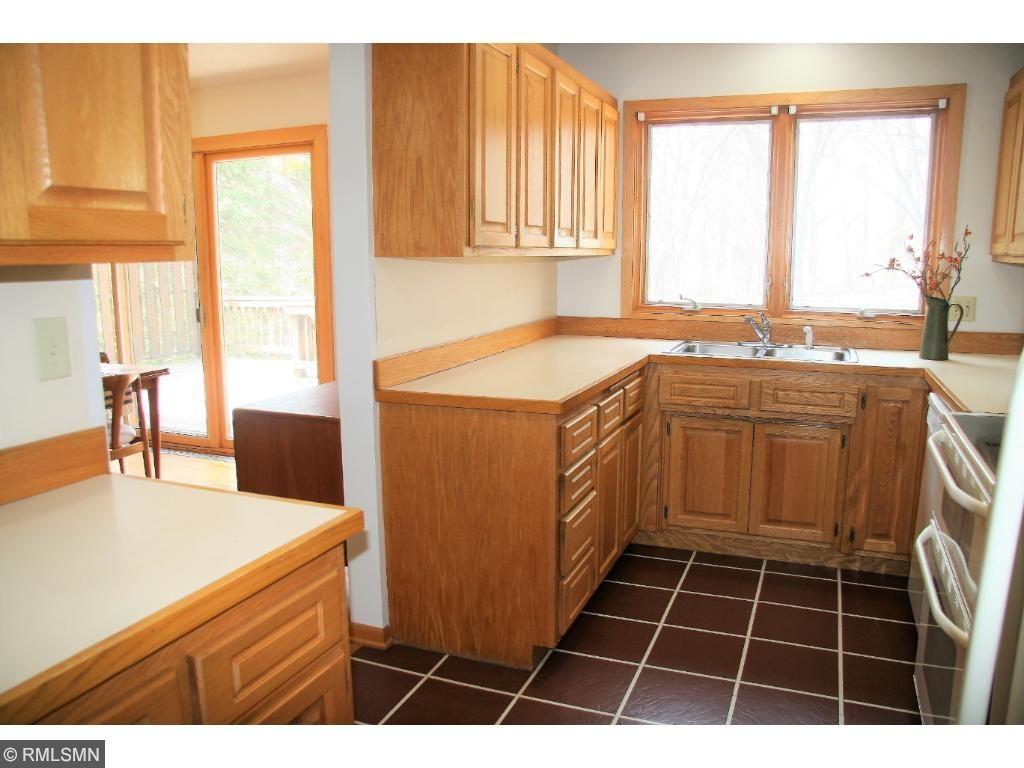 2211 Marion Road Roseville, MN 55113 - Photo 8 of 24
