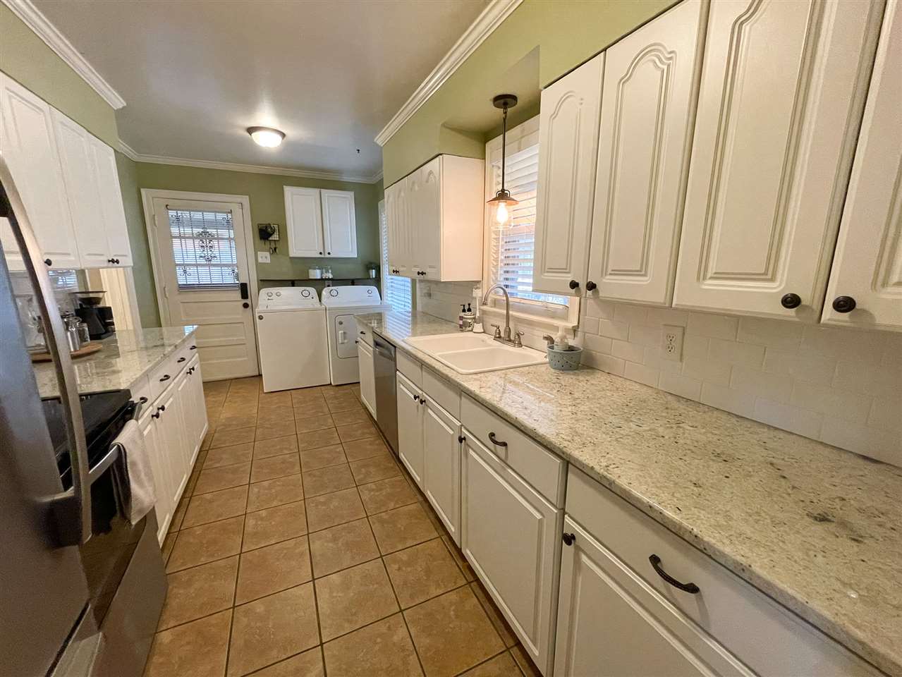 4770 Dee Road Memphis, TN 38117 - Photo 4 of 15