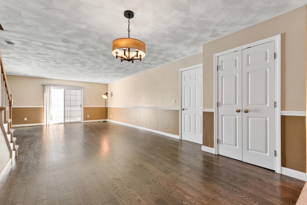 18 Dale Street, Unit 9D Andover, MA 01810 - Photo 3 of 24
