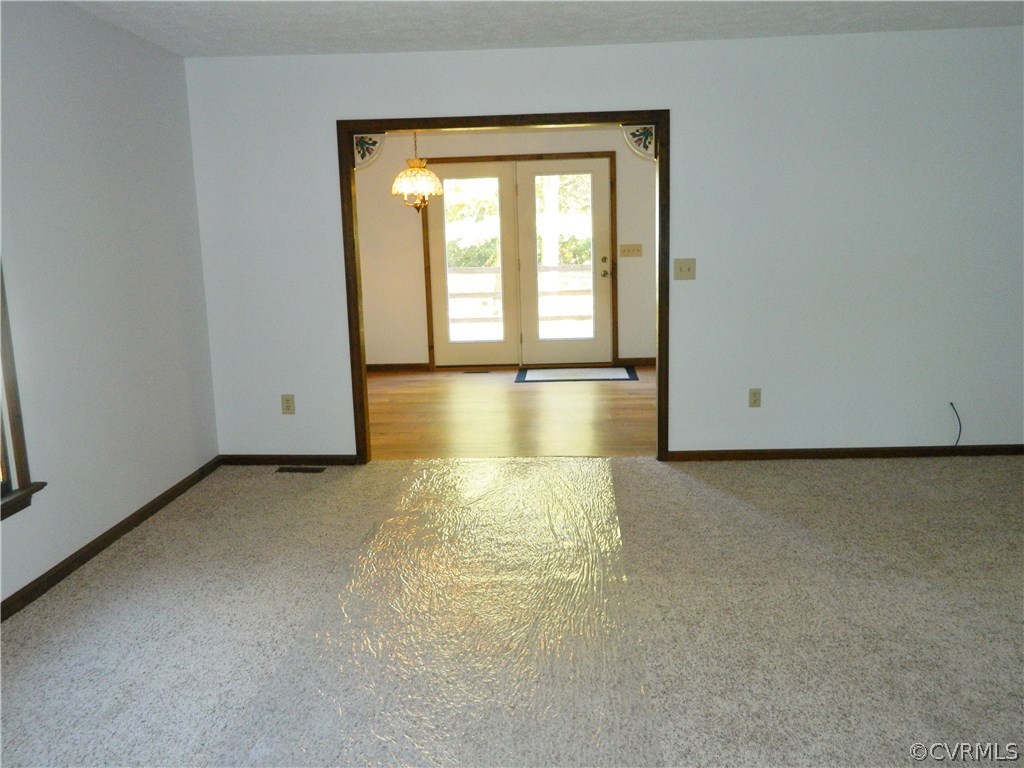 16310 Putnam Point Road Lanexa, VA 23089 - Photo 9 of 23 View of Dining Room area from Living Room