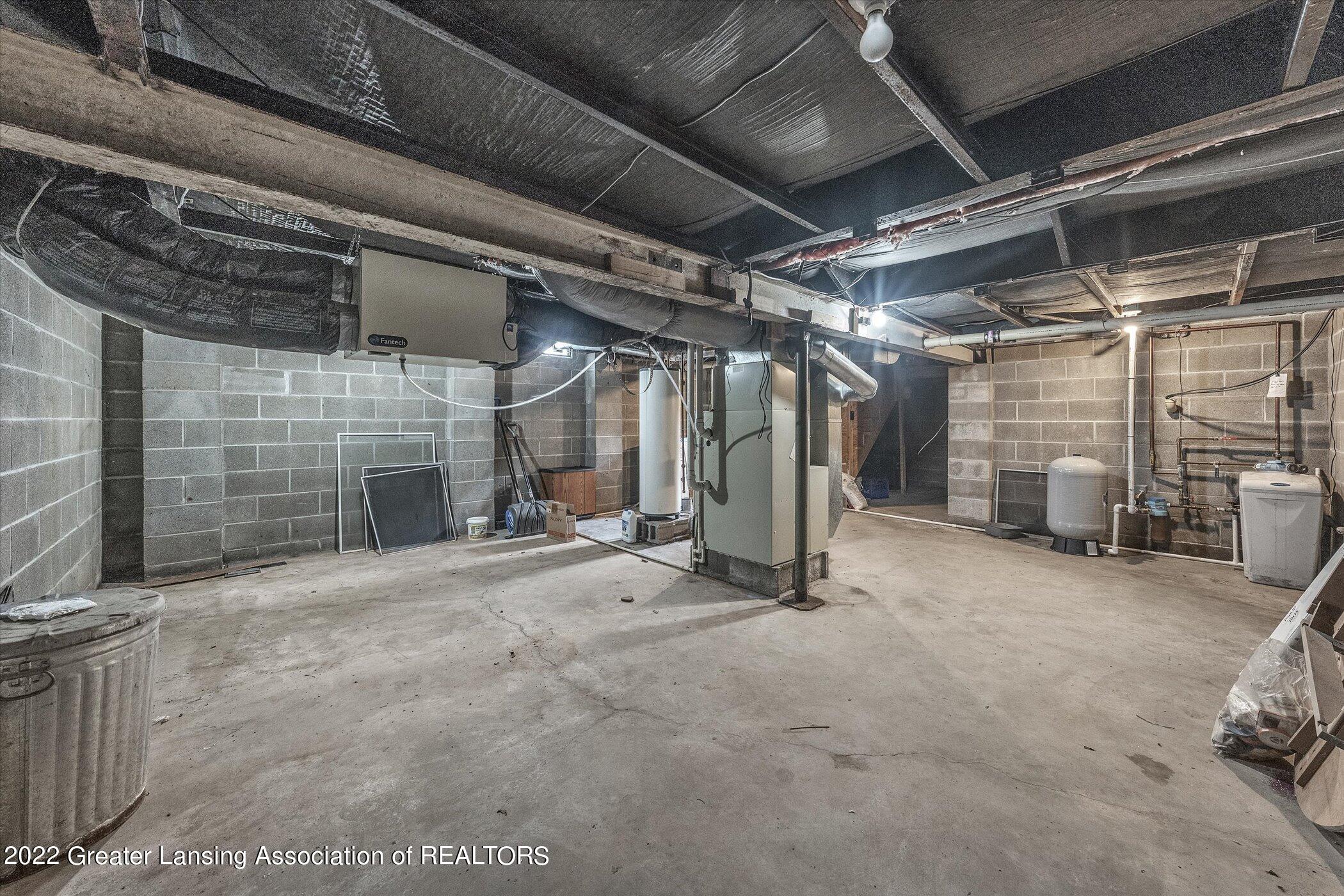 3879 South Grove Road St. Johns, MI 48879 - Photo 17 of 28 30-3879-S-Grove-Rd-WindowStill-Real-Esta