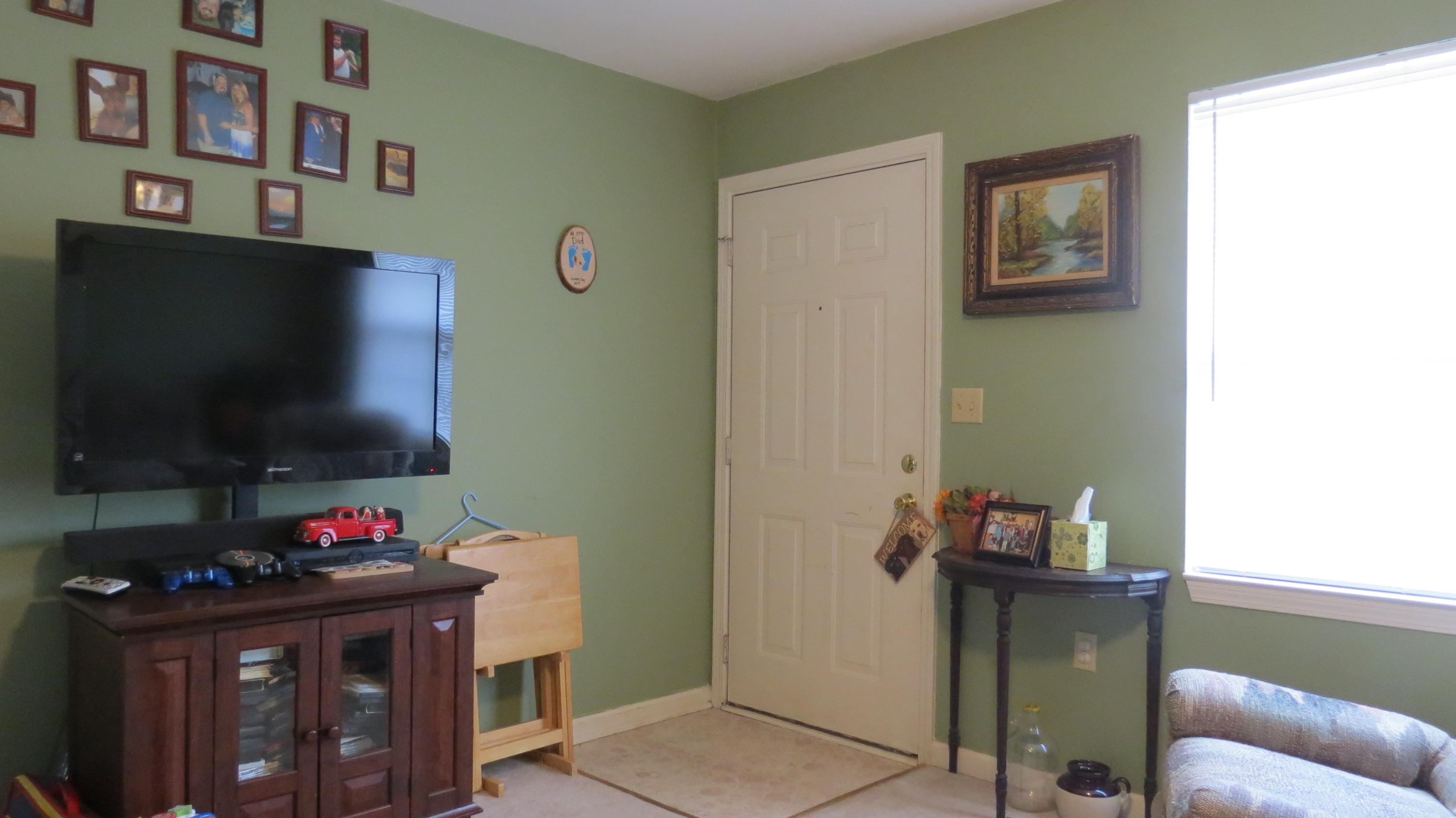 1800 Penicks Mill Road Bedford, VA 24523 - Photo 8 of 35 14 living room at entry