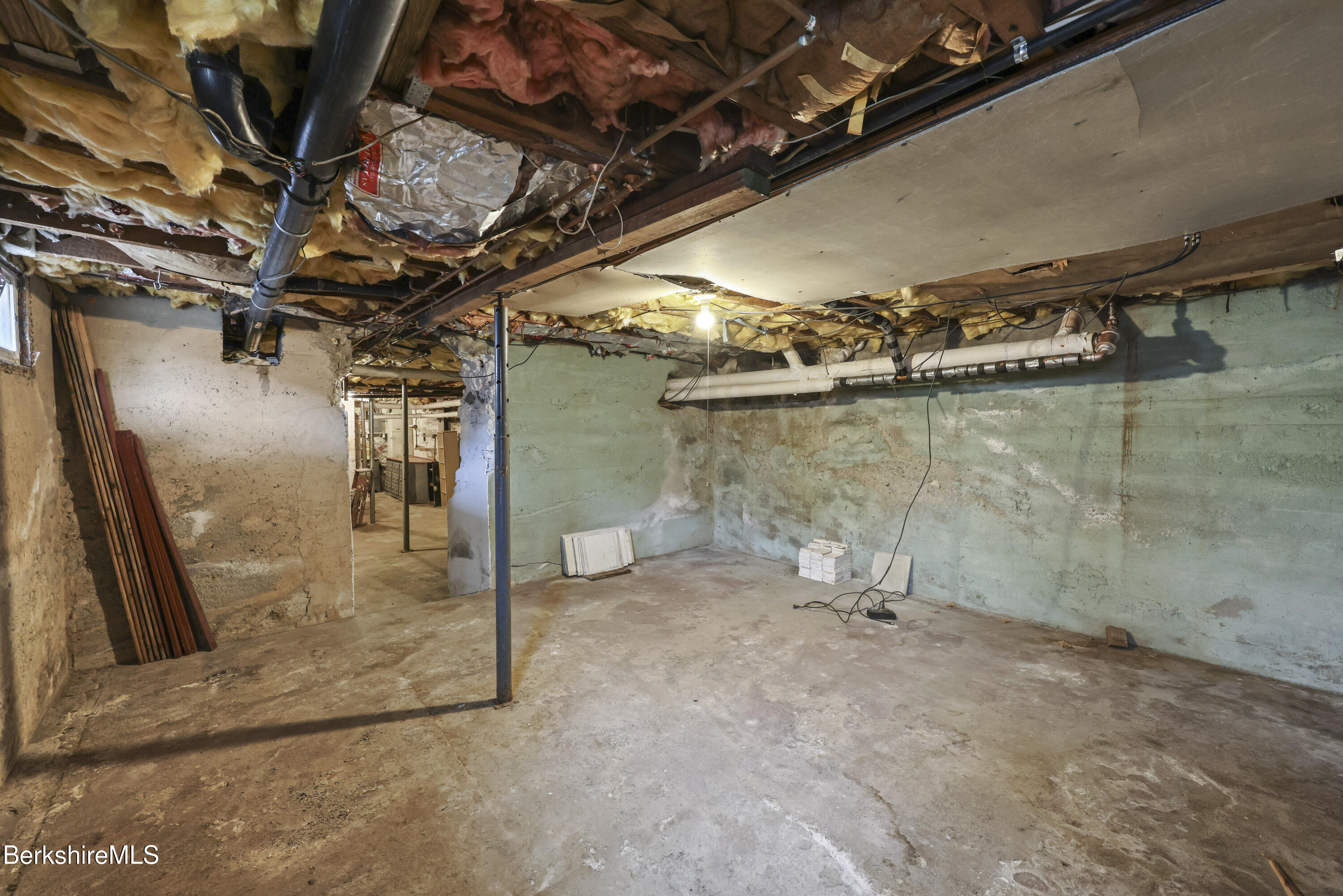 205 High Street Lee, MA 01238 - Photo 33 of 45 195 Lower Level