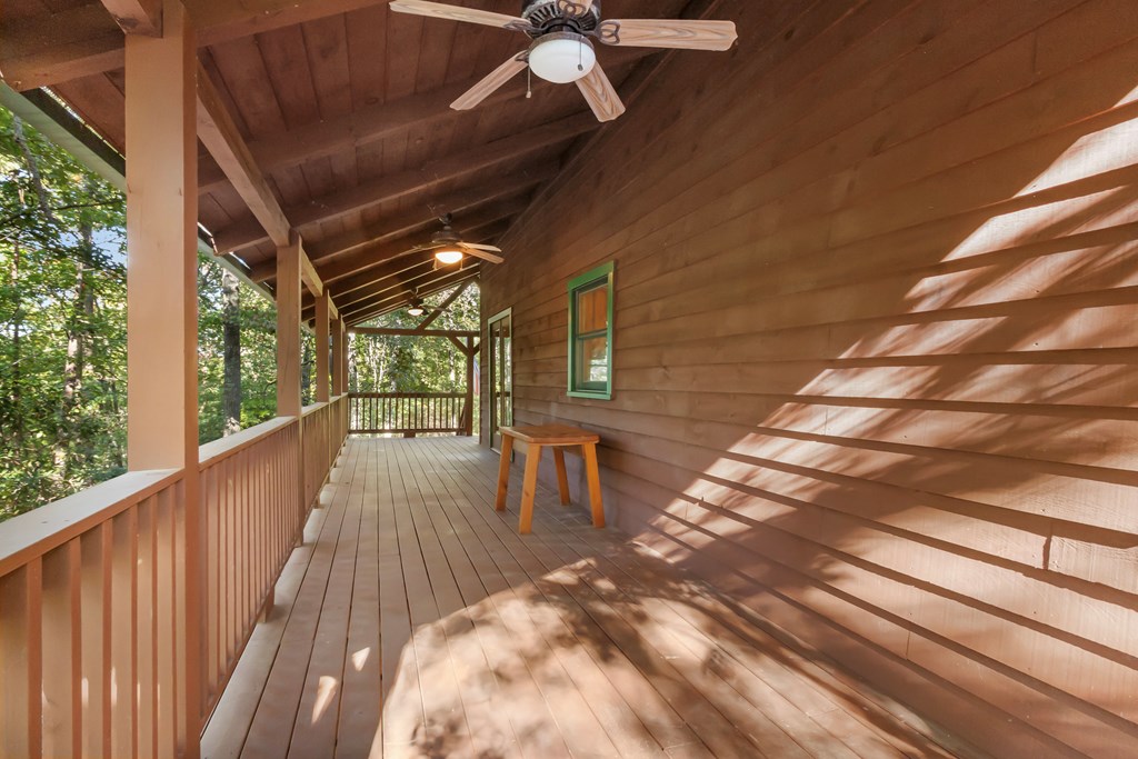 557 Goldfinch Lane Murphy, NC 28906 - Photo 17 of 61