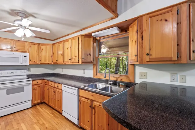 $349,000 | 557 Goldfinch Lane, Murphy, NC 28906