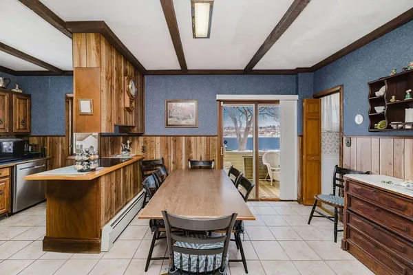 $595,000 | 8 Westhill Avenue, Somerset, MA 02726