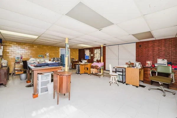 $595,000 | 8 Westhill Avenue, Somerset, MA 02726