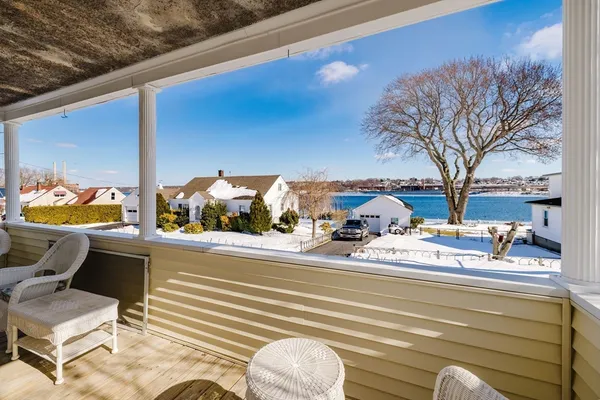 $595,000 | 8 Westhill Avenue, Somerset, MA 02726