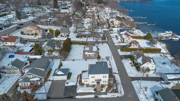 $595,000 | 8 Westhill Avenue, Somerset, MA 02726