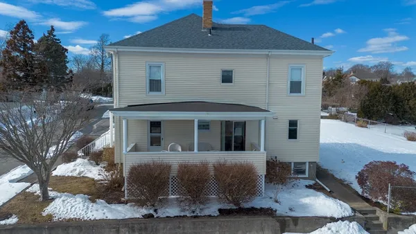 $595,000 | 8 Westhill Avenue, Somerset, MA 02726