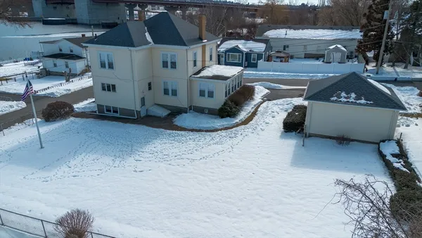 $595,000 | 8 Westhill Avenue, Somerset, MA 02726