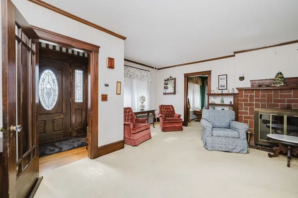 $595,000 | 8 Westhill Avenue, Somerset, MA 02726