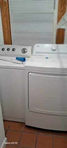 a close up view of washer and dryer