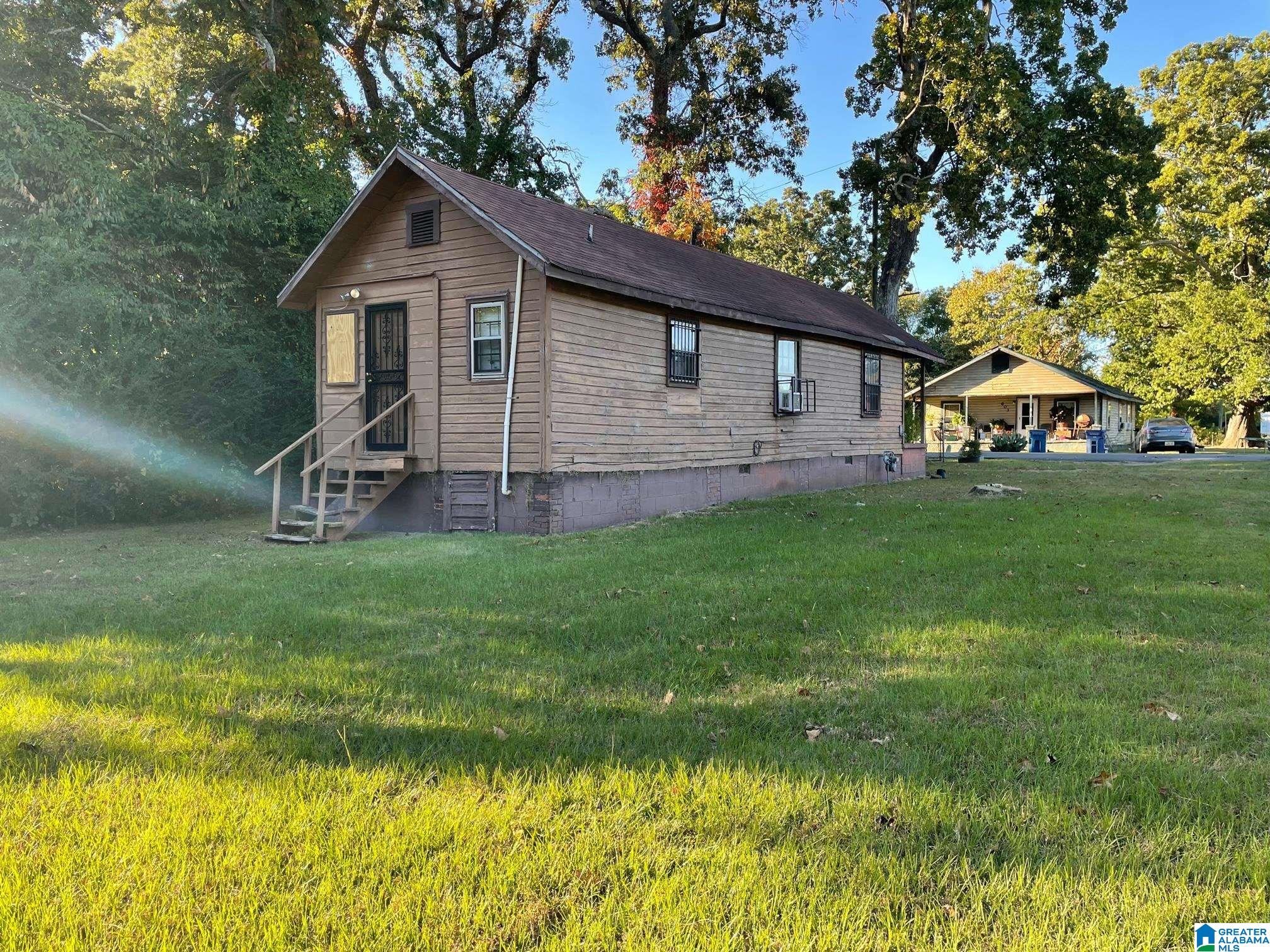 604 West 20th Street Anniston, AL 36201 - Photo 3 of 10